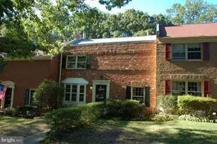 6042 Haverhill Ct, Springfield, VA 22152 - Photo 1