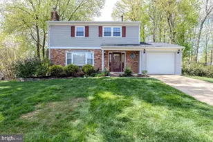 6526 Greenview Ln, Springfield, VA 22152 - Photo 1
