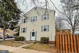 5572 Kendrick Ln, Burke, VA 22015 - Photo 1
