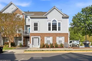 6338 Eagle Ridge Ln, Alexandria, VA 22312 - Photo 1