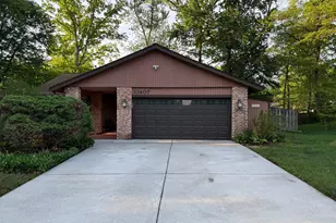 10407 Nellie White Ln, Fairfax, VA 22032 - Photo 1