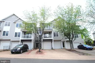 12823 Fair Briar Ln, Fairfax, VA 22033 - Photo 1