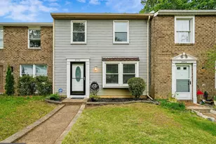 8236 Claremont Woods Dr, Alexandria, VA 22309 - Photo 1