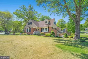 5300 Kings Park Dr, Springfield, VA 22151 - Photo 1