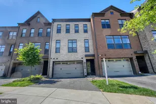 12305 W Oaks Dr, Fairfax, VA 22030 - Photo 1