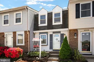 8307 Crestmont Cir, Springfield, VA 22153 - Photo 1
