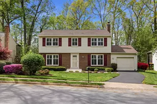 1522 Powells Tavern Pl, Herndon, VA 20170 - Photo 1