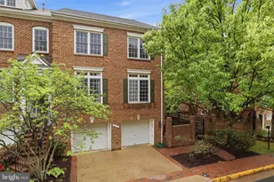 2323 Sawtooth Oak Ct, Vienna, VA 22182 - Photo 1