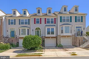7059 Kings Manor Dr, Alexandria, VA 22315 - Photo 1