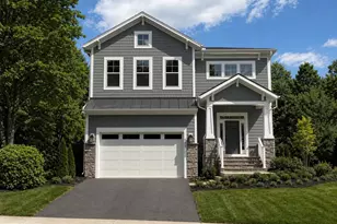 613 Upham Pl NW, Vienna, VA 22180 - Photo 1