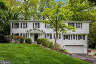 2006 Carriage Ct, Vienna, VA 22181 - Photo 1
