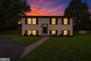 1245 Wilshire Dr, Herndon, VA 20170 - Photo 1