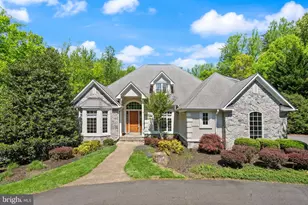 5033 Huntwood Manor Dr, Fairfax, VA 22030 - Photo 1
