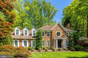 3611 Woodhill Pl, Fairfax, VA 22031 - Photo 1