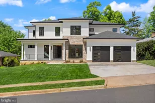 1324 Titania Ln, McLean, VA 22102 - Photo 1