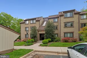 1621 Parkcrest Cir, Reston, VA 20190 - Photo 1