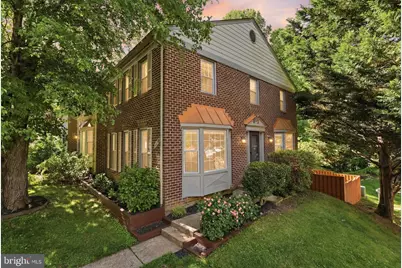 5719 Crownleigh Court, Burke, VA 22015 - Photo 1