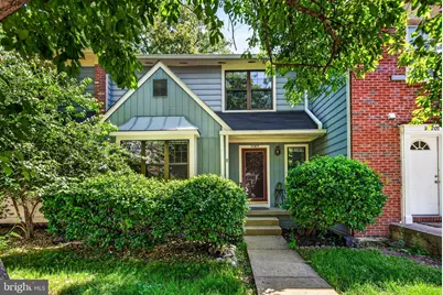 10205 Scarborough Commons Court, Burke, VA 22015 - Photo 1