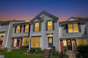 12136 Wedgeway Ct, Fairfax, VA 22033 - Photo 1