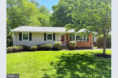 100 James Drive SW, Vienna, VA 22180 - Photo 1