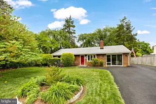 7714 Weber St, Annandale, VA 22003 - Photo 1