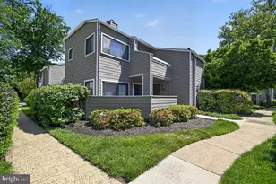1957 Villaridge Dr, Reston, VA 20191 - Photo 1