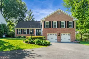 5445 Flint Tavern Pl, Burke, VA 22015 - Photo 1