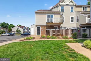 4324 Pembrook Village Dr, Alexandria, VA 22309 - Photo 1