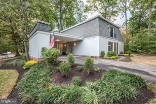 11201 Wedge Dr, Reston, VA 20190 - Photo 1