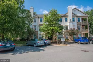 5958 Founders Hill Dr, Alexandria, VA 22310 - Photo 1