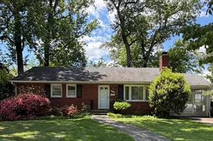 7429 Westwood Park Ln, Falls Church, VA 22046 - Photo 1