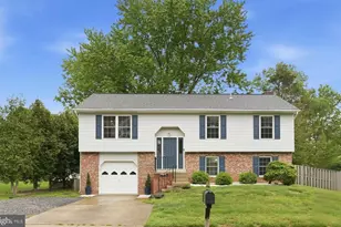 14723 Jarnigan St, Centreville, VA 20120 - Photo 1