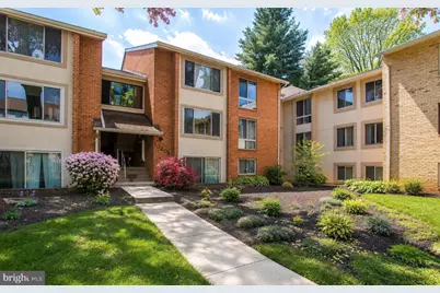 10204 Bushman Drive #324, Oakton, VA 22124 - Photo 1