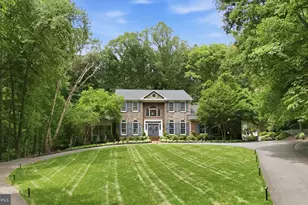 8604 Beaver Pond Ln, Fairfax Station, VA 22039 - Photo 1