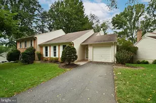 10048 Wood Sorrels Ln, Burke, VA 22015 - Photo 1