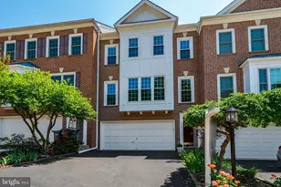 5757 Governors Pond Cir, Alexandria, VA 22310 - Photo 1