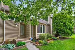 12564 Garland Tree Ct, Fairfax, VA 22033 - Photo 1
