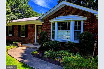 8702 Thunderbird Court, Vienna, VA 22182 - Photo 1