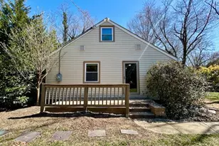 2127 Pimmit Dr, Falls Church, VA 22043 - Photo 1