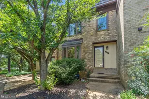 2983 Borge St, Oakton, VA 22124 - Photo 1