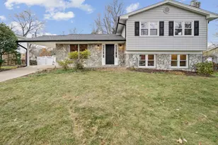1710 Palm Springs Dr, Vienna, VA 22182 - Photo 1