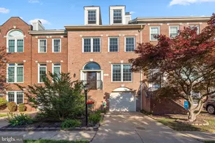 5529 Sully Lake Dr, Centreville, VA 20120 - Photo 1