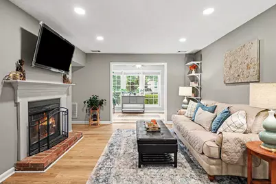 10000 Oakton Terrace Road, Oakton, VA 22124 - Photo 1