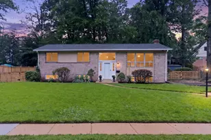 5502 Kempton Dr, Springfield, VA 22151 - Photo 1