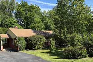 7028 Bradley Cir, Annandale, VA 22003 - Photo 1