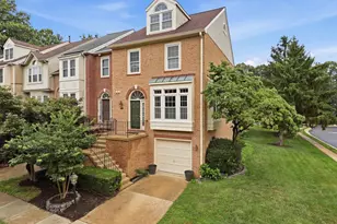 12000 Lisa Marie Ct, Fairfax, VA 22033 - Photo 1