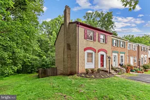 14841 Maidstone Ct, Centreville, VA 20120 - Photo 1