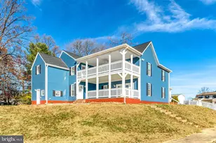 3010 Steven Martin Dr, Fairfax, VA 22031 - Photo 1