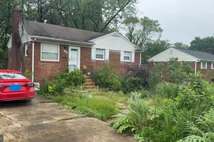 3205 Hewitt St, Falls Church, VA 22042 - Photo 1