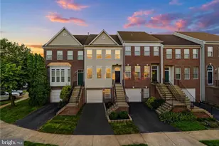 6106 Early Autumn Dr, Centreville, VA 20120 - Photo 1